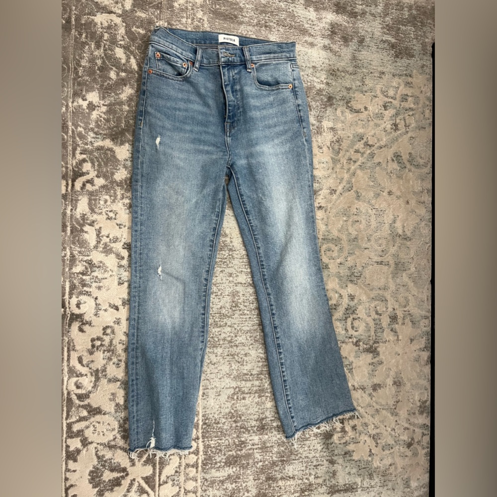 Ripped jeans, size 26. Perfect condition!